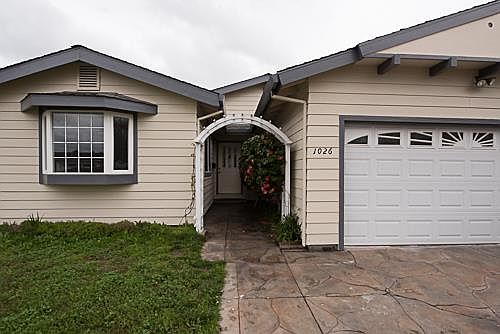 1st image of 1026 Arlington Ln