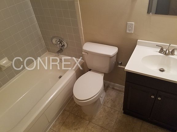 5th image of 10858 Sprucehill Dr