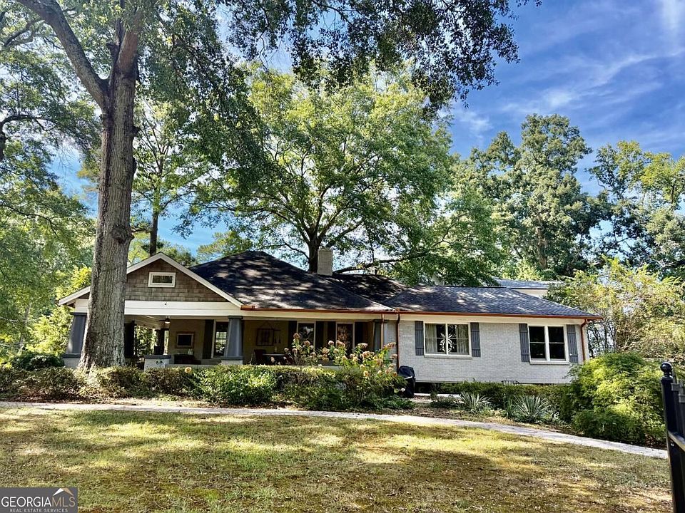 1st image of 2262 Ridgedale Rd NE