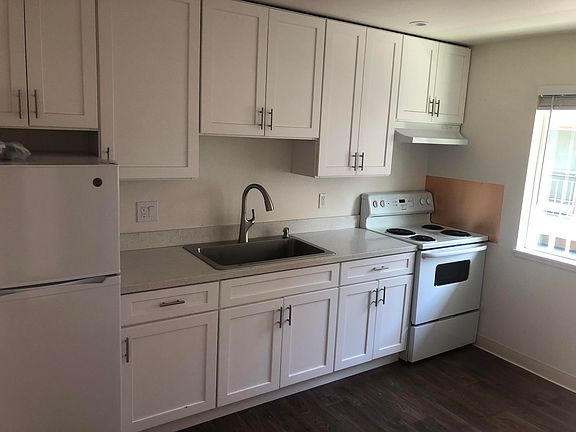 4th image of 724 Smalley Ave APT 4
