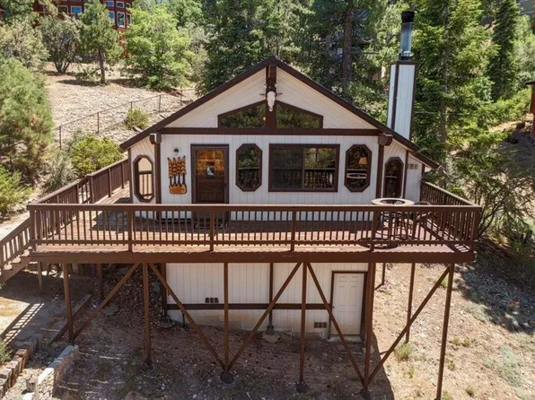 819 Cameron Dr, Big Bear Lake, CA 92315