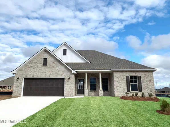 10292 Patrick Dr, Gulfport, MS 39503