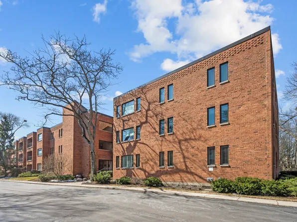 105 E Laurel Ave APT 106, Lake Forest, IL 60045