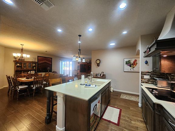 4th image of 7317 Dana Point Dr NE