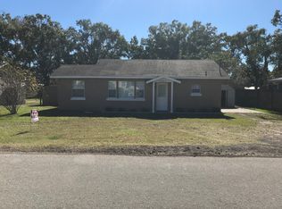 2003 W Granfield Ave, Plant City, FL 33563
