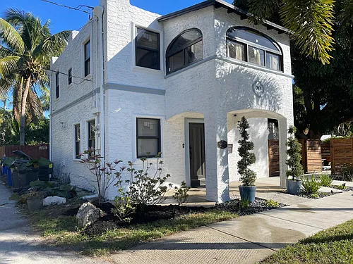 717 S 16th Ave #1 Photo 1