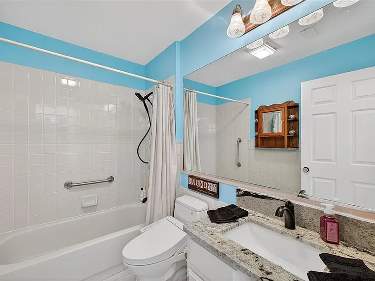 411 Del Mar Dr — Photo 27