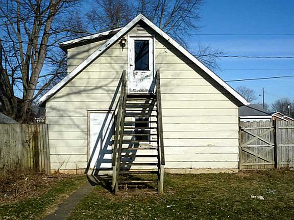 4th image of 902 Manier Ave