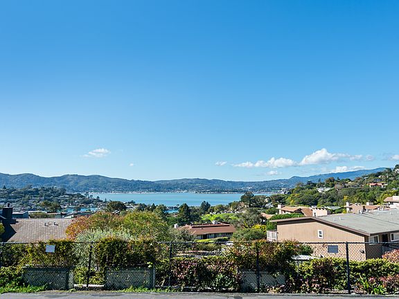 4th image of 21 Marinero Cir #2B-2Ba-1100Sqft