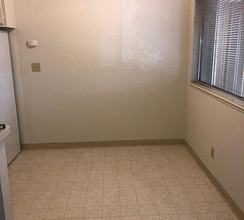 4th image of 778 Coleman Ave