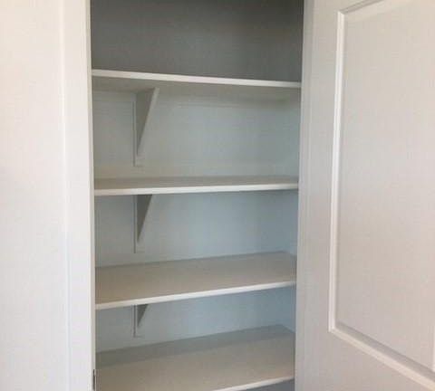 5th image of 217 S San Gregorio Ln