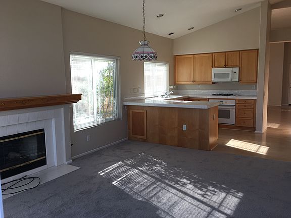5th image of 767 Los Pueblos Dr