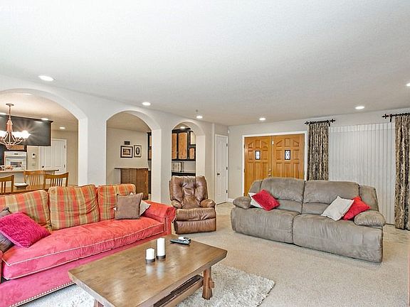 2nd image of 1598 Barrett Dr