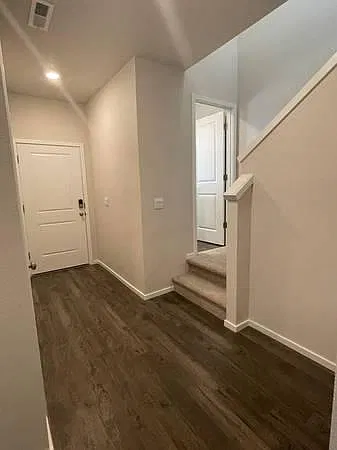 2603 Hershberger Ave — Photo 4