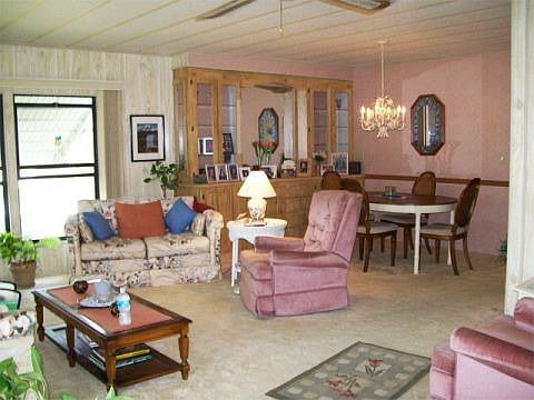 2nd image of 105 Bimini Cay Cir