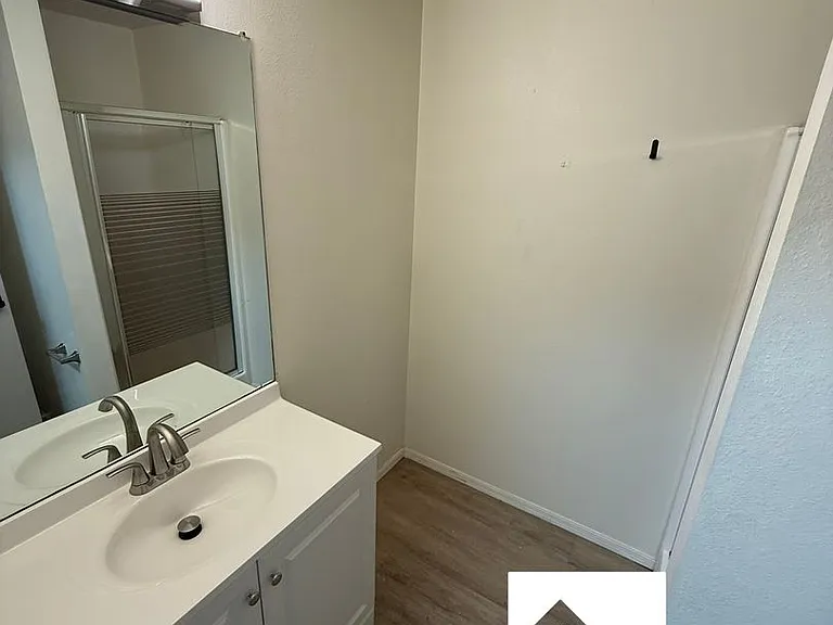 2809 E Bragstad Dr — Photo 9