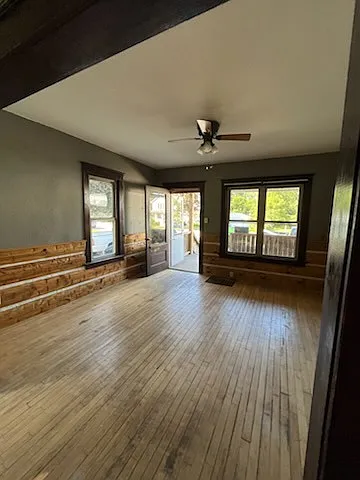 447 Dayton St #RIGHT 447 — Photo 13