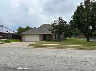 6400 Harmonson Rd, North Richland Hills, TX 76180