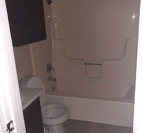 5th image of 126 Marshall St #10