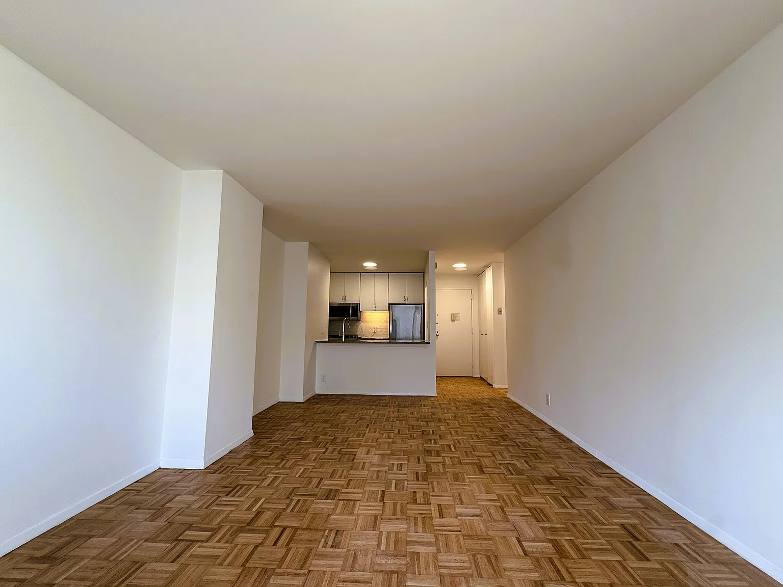 1 Irving Place — Photo 2
