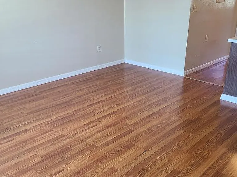 4809 Grand Blvd — Photo 1