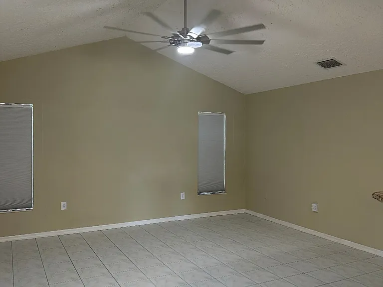 365 Island Oaks Pl — Photo 18