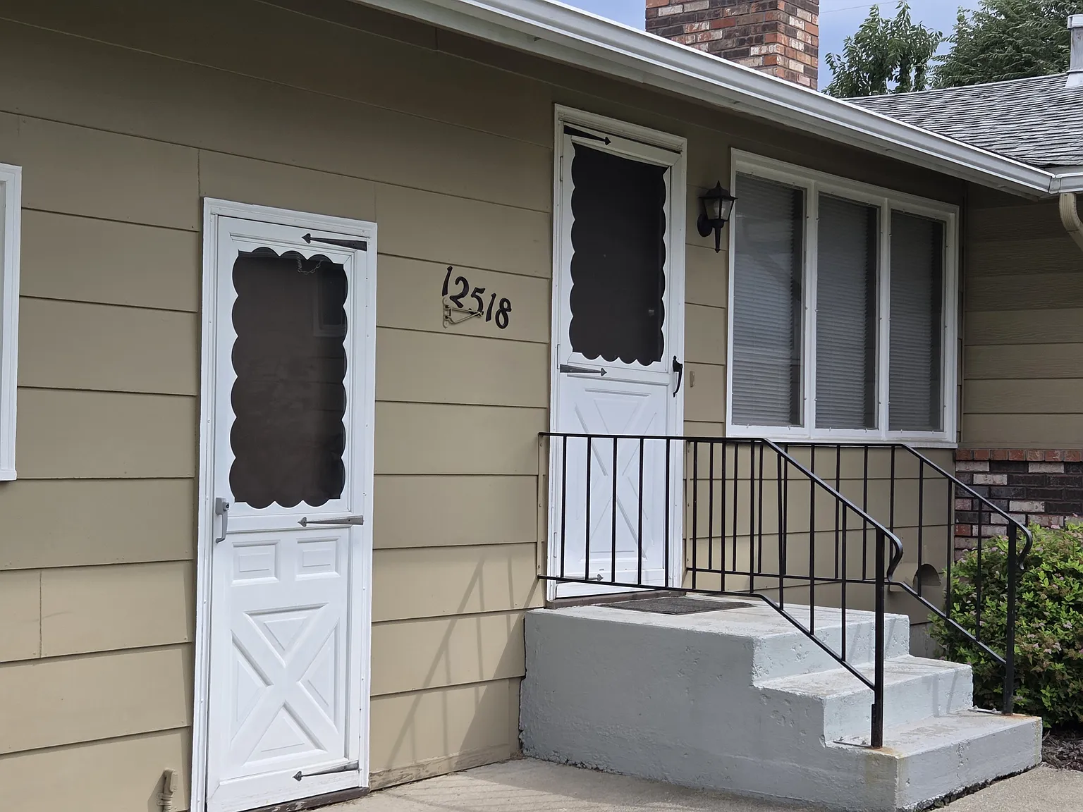 3 bed, $1,800 — Photo 2