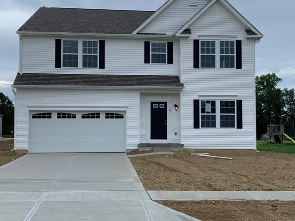 62 Burroughs Dr, Ashville, OH 43103