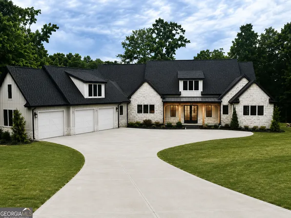 106 Equestrian Ct, Forsyth, GA 31029