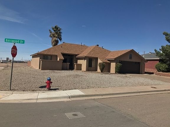 2nd image of 3801 Basswood Dr
