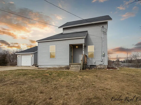 395 Fair Lane Dr NW, Sparta, MI 49345