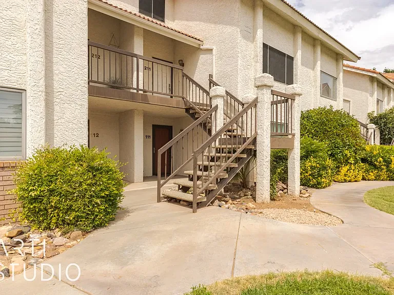 275 S Valley View Dr #J112 — Photo 14