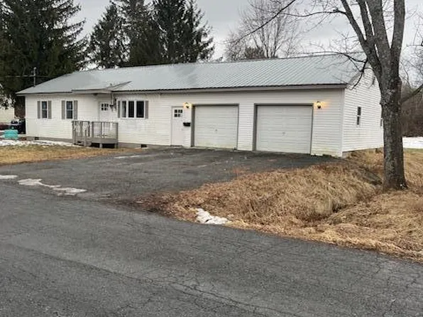 18 Ell Street, Ticonderoga, NY 12883