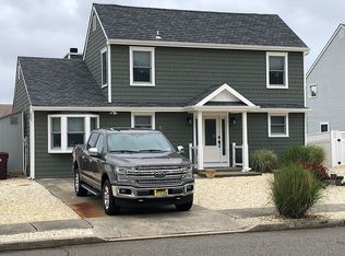 87 Ocean Gate Ave, Bayville, NJ 08721