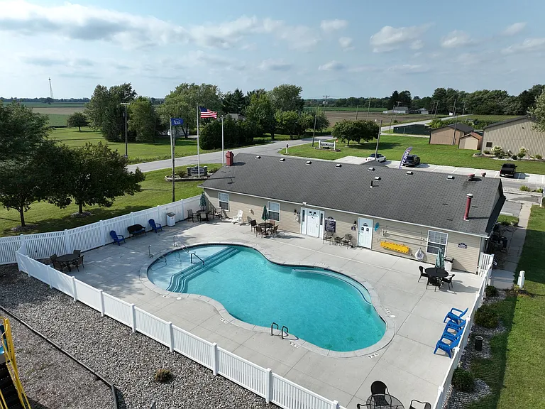 Perrysburg Estates — Photo 19