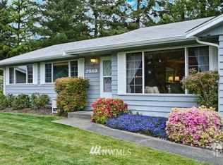 7613 35th St NW, Gig Harbor, WA