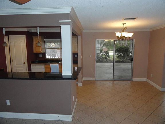 4th image of 197 Baracoa Ct
