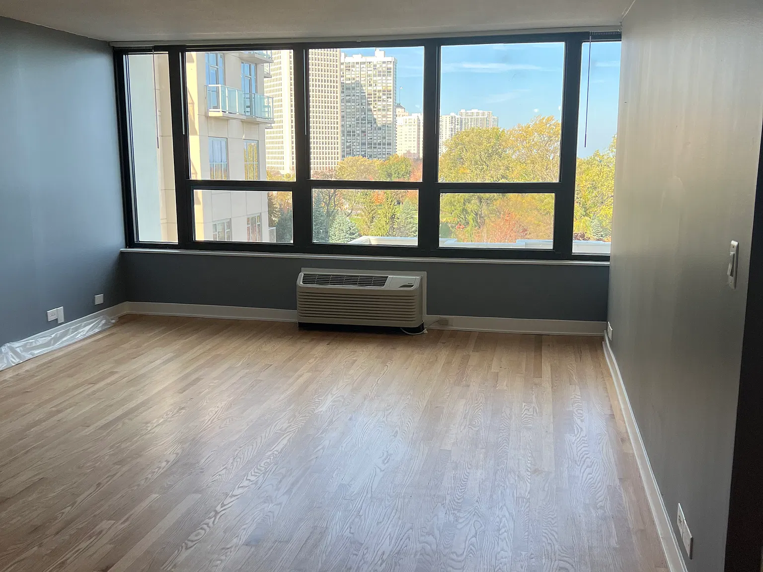 1 bed, 600 sqft, $1,950 — Photo 3