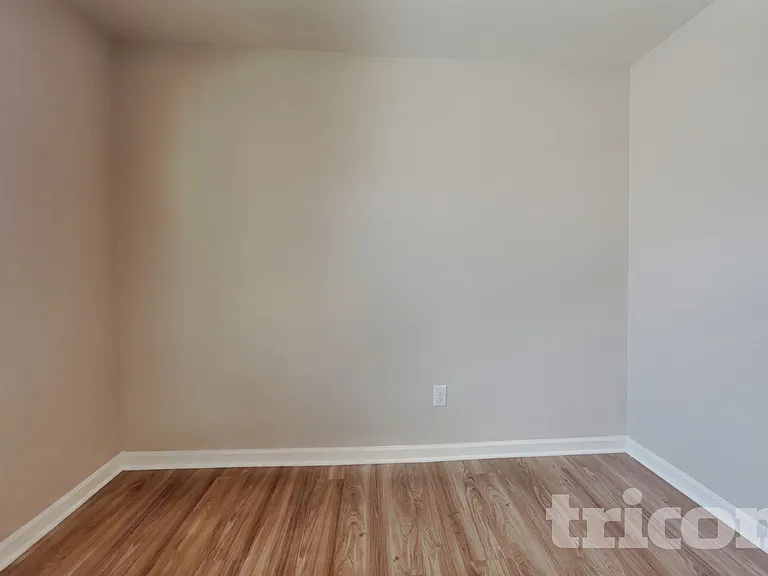 4605 Hazelburn Dr — Photo 9
