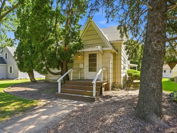 206 N Harrison St, Mount Pleasant, IA 52641