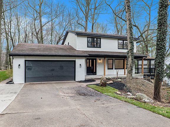 3rd image of 1825 Chateau Dr SW