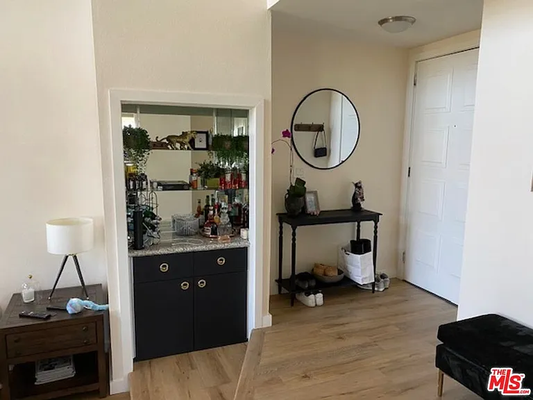 221 S Gale Dr #406 — Photo 14