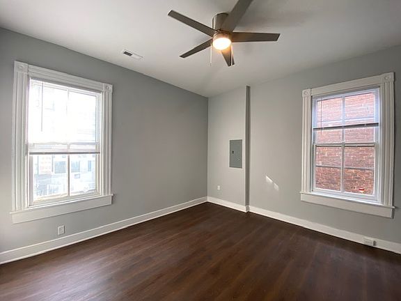 5th image of 15 E Cary St #2