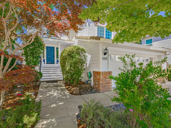 1313 Estaban Ct, Davis, CA 95618