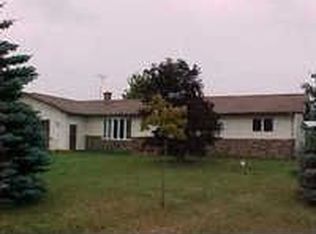 9230 Wing Rd, Cheboygan, MI 49721