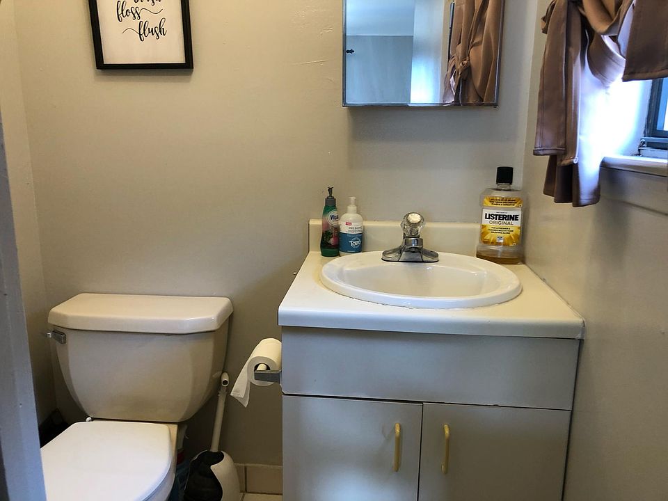 1st image of 16124 118th Ave