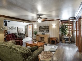 211 Geronimo Ln, Samuels, ID 83864