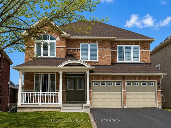 15 Usherwood St, Aurora, ON L4G 7W6