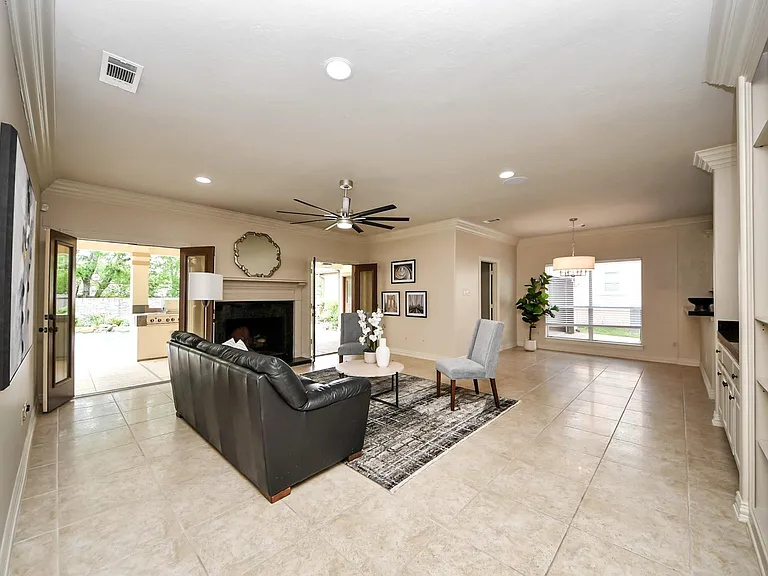 14207 Jade Cove Dr — Photo 9