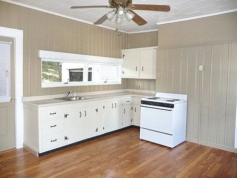 2nd image of 95 Heywood St